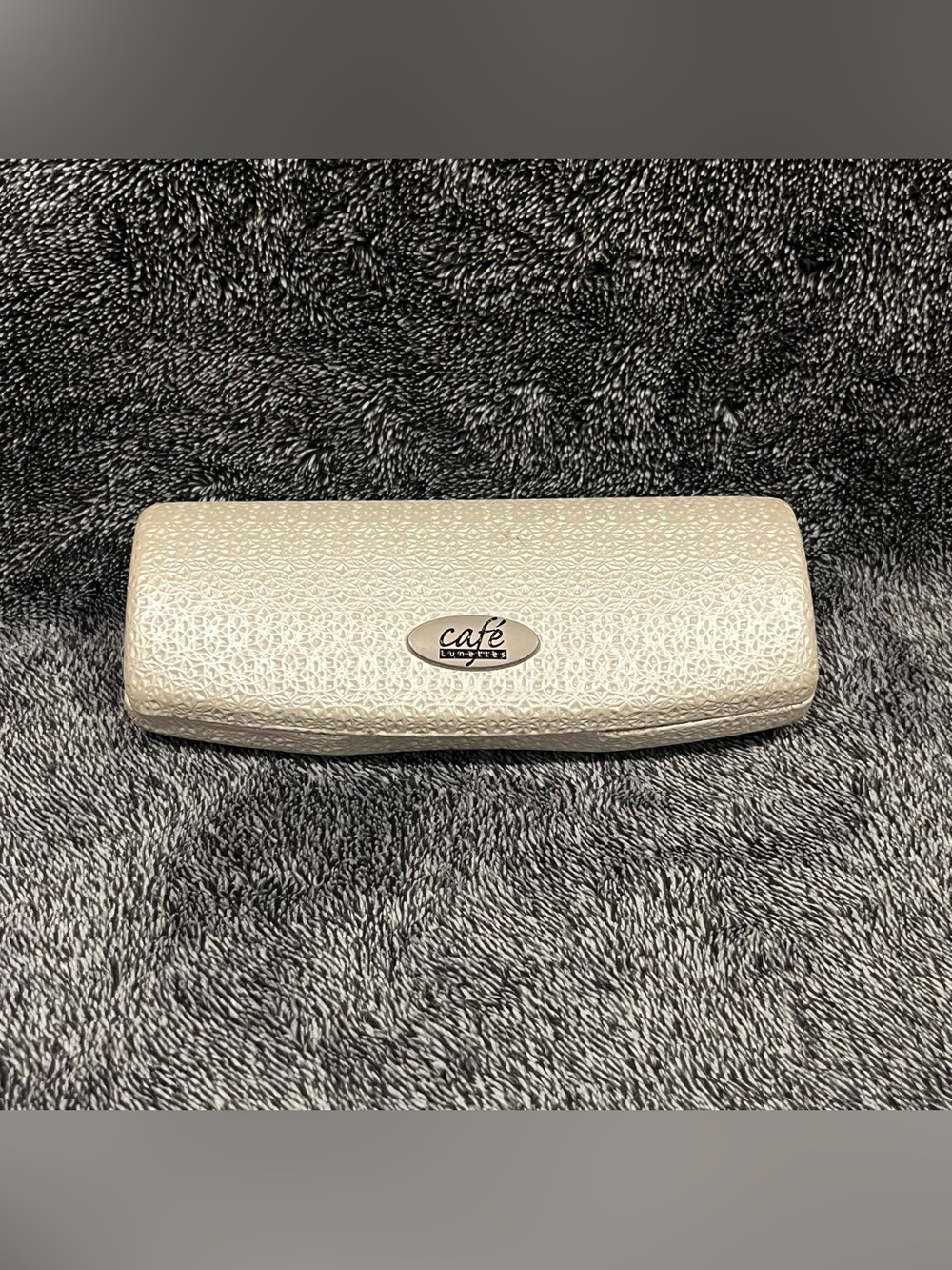 Cafe Lunettes pearl white textured hard clamshell eyeglass case (CASE ONLY )